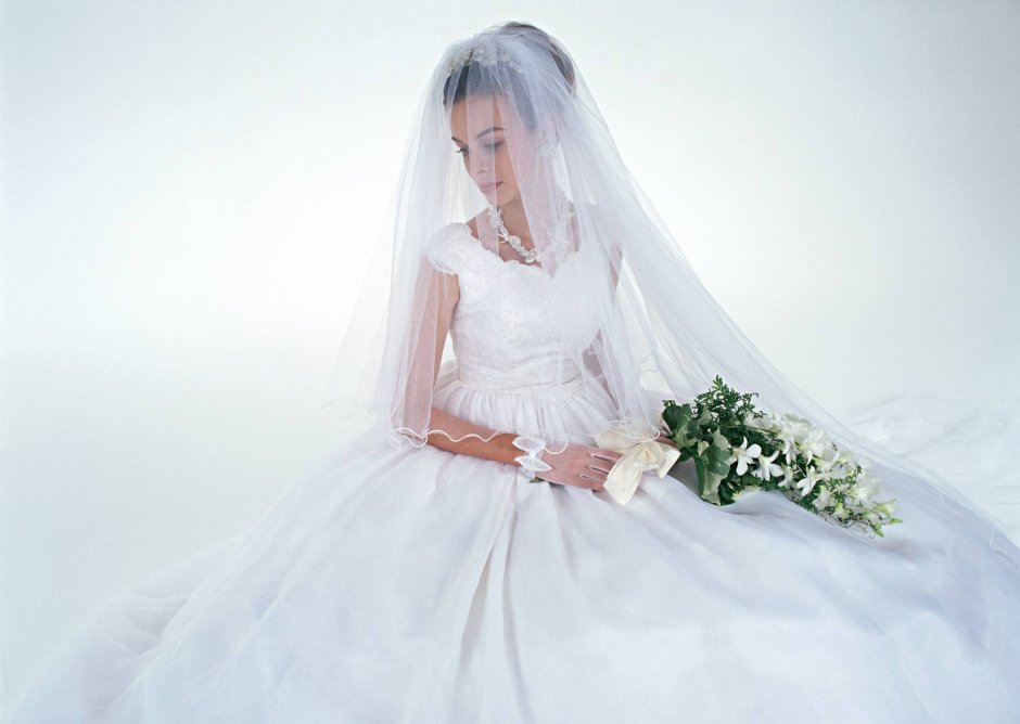 Невеста в подвенечном платье