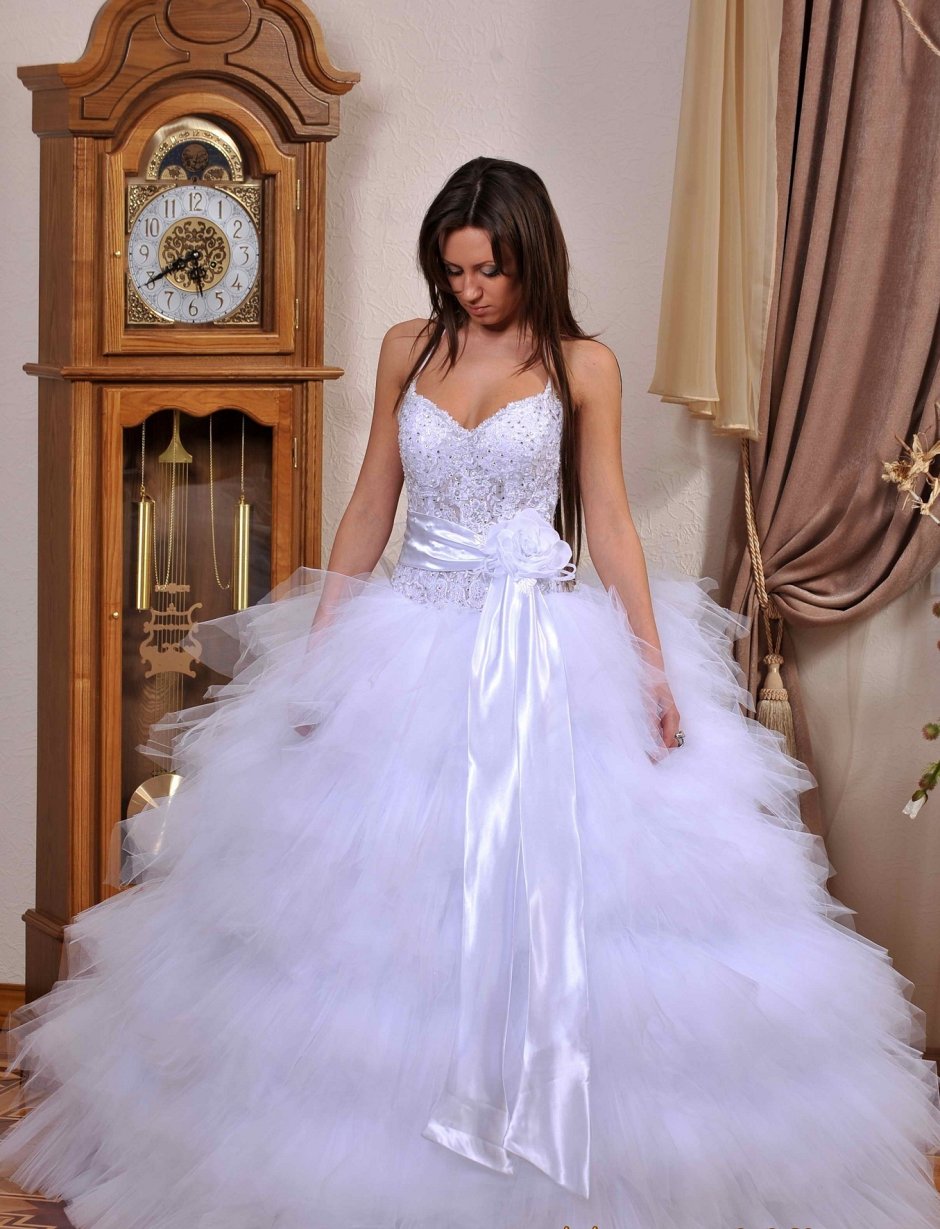 Самая пушистая платье невесты