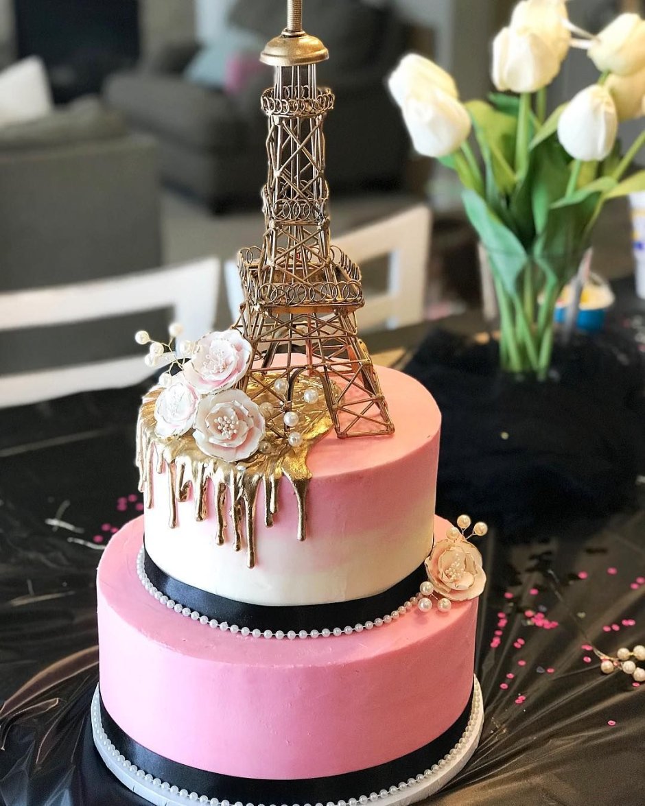 Свадебный торт с Эйфелевой башней