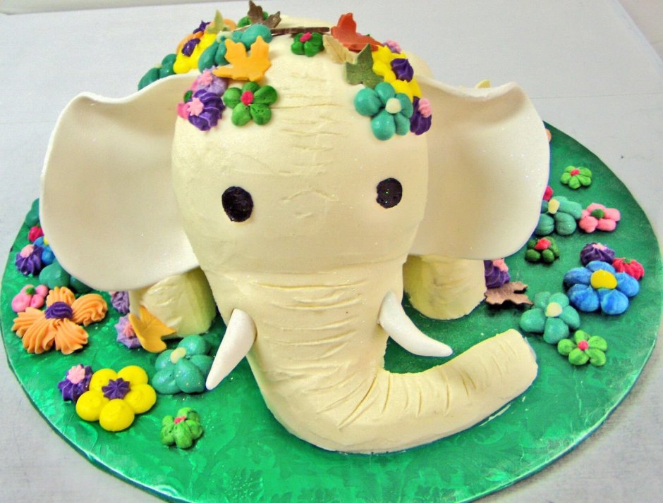 Торт в форме слоника Ду Ду