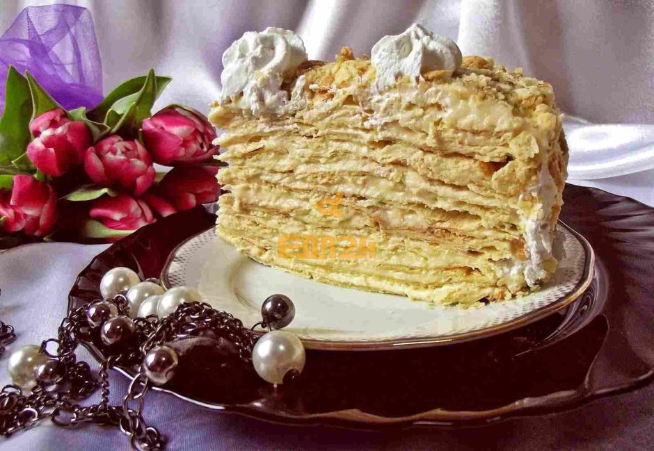 Торт Наполеон с кремом пломбир