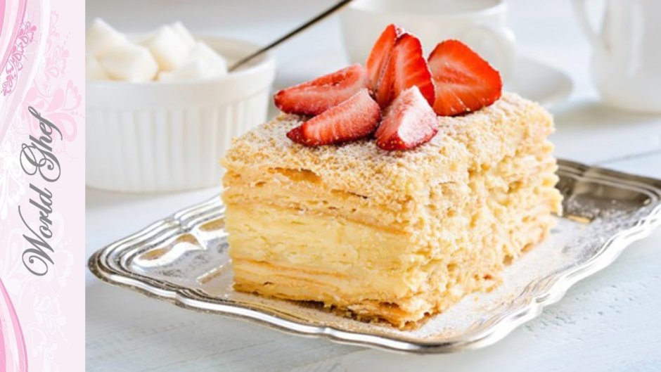 Декор торта Наполеон ягодами
