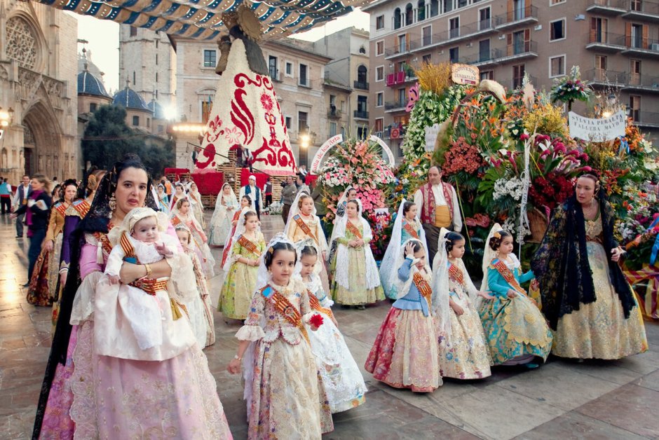 Карнавал в Санта Крус де Тенерифе Испания