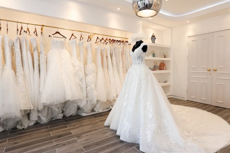 Свадебные салоны платья напрокат