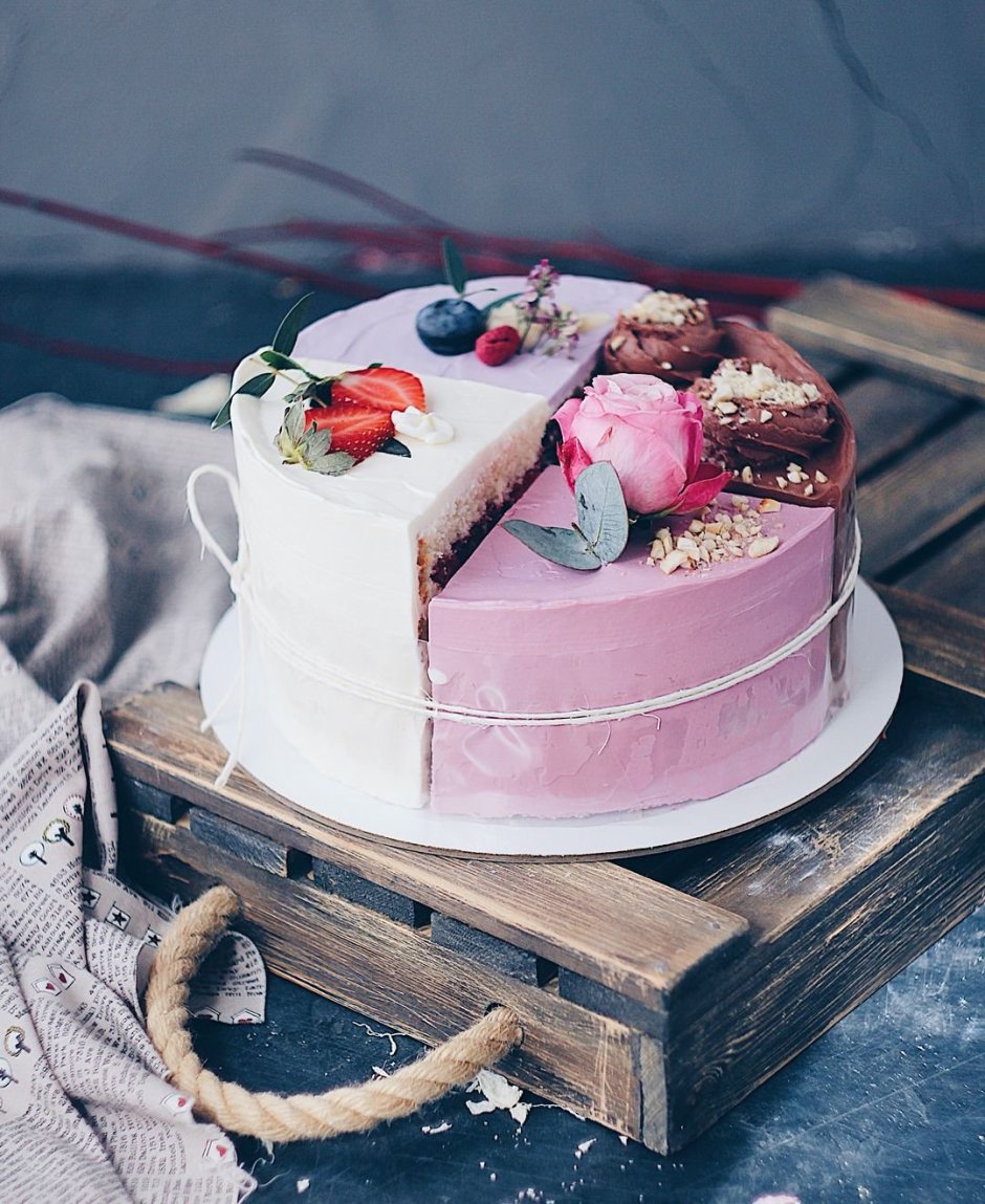 Ванильный торт декор