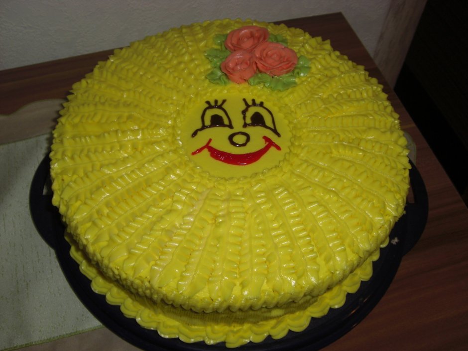 Торт с рисунком солнышко