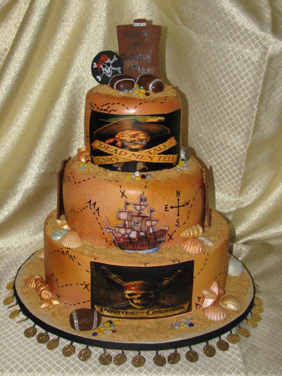 Двухярусный торт в пиратском стиле
