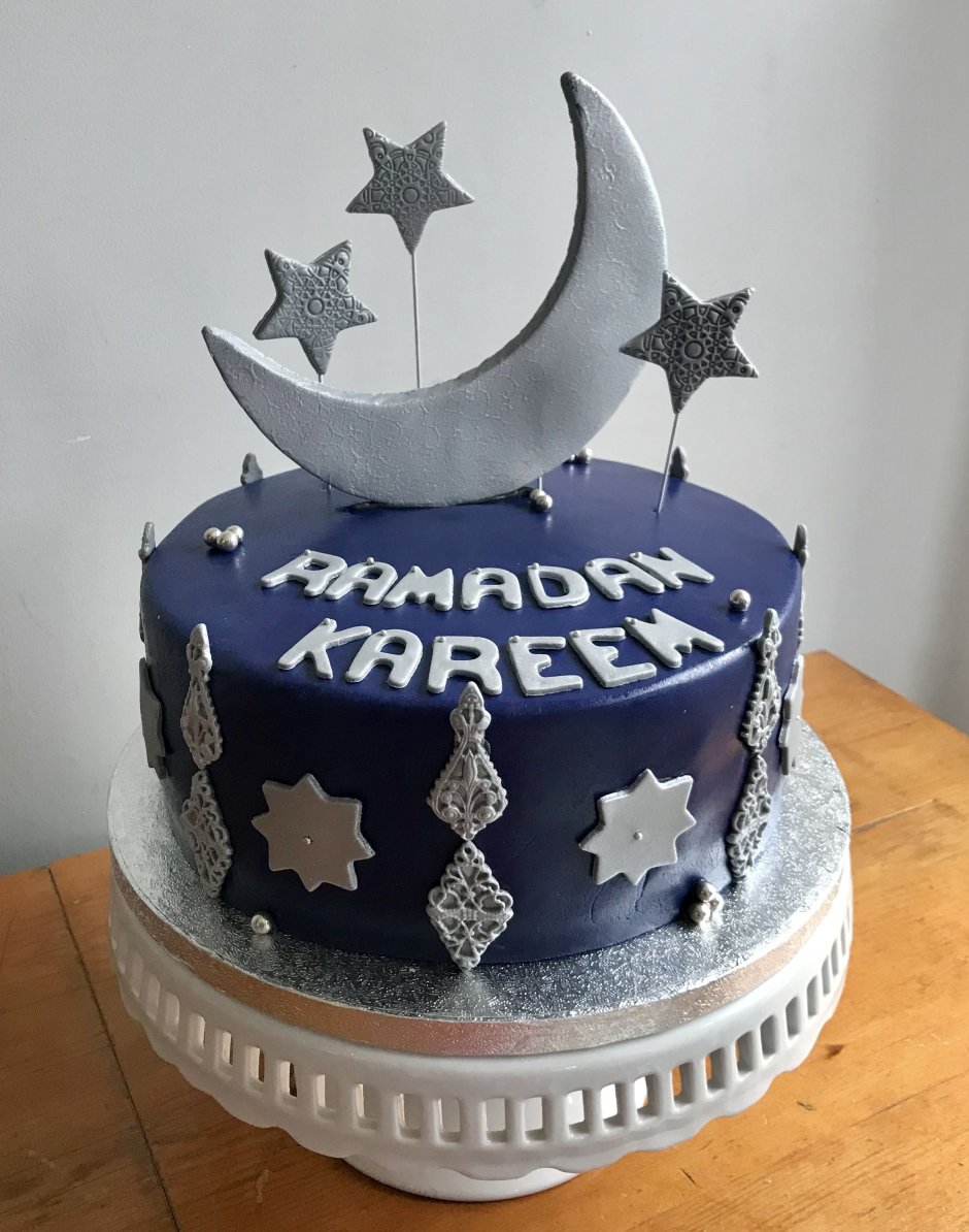 Торт с мусульманской тематикой