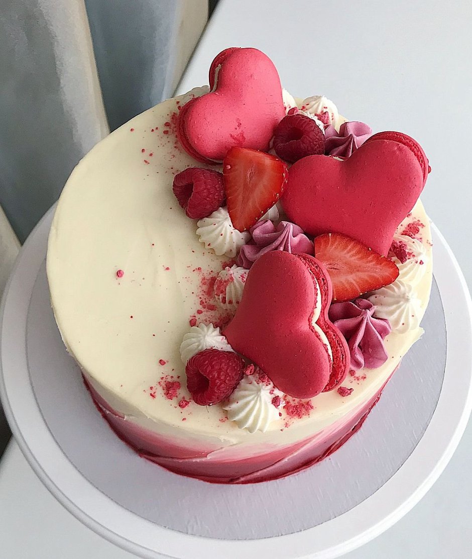 Ред вельвет торт с сердечками