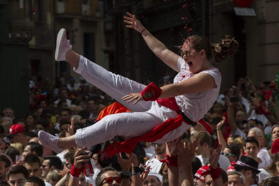 Новогодний карнавал в Испании