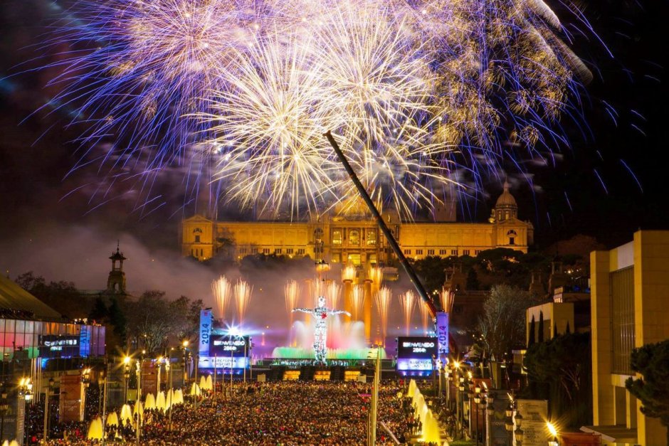Площадь Мадрида Пуэрта дель соль новый год