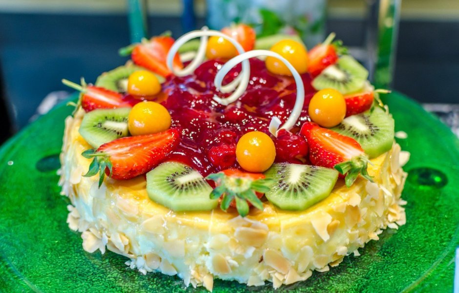 Торт фруктовый десерт Смольнинский