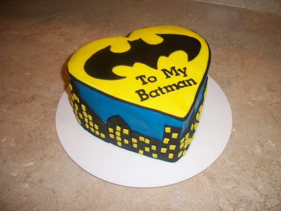Торт на 10 лет мальчику Бэтмен