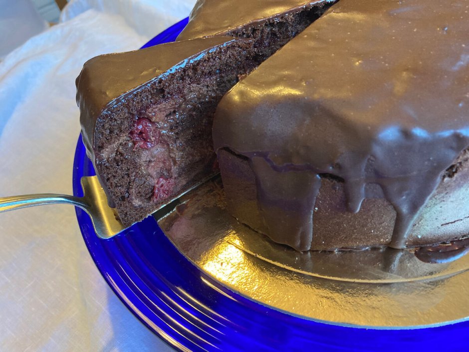 Торт шоколадная бомба