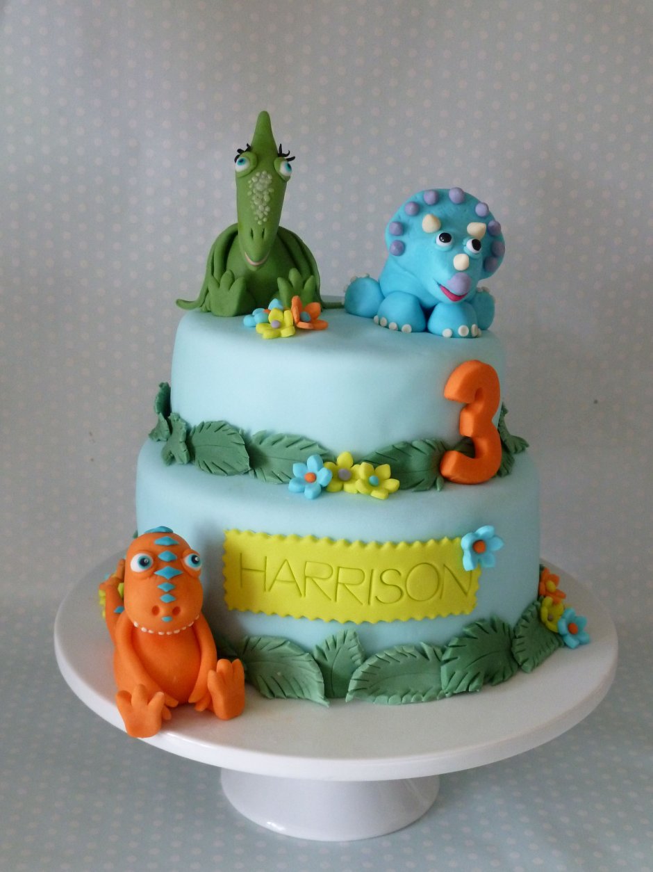 Торт с нарисованным динозавром