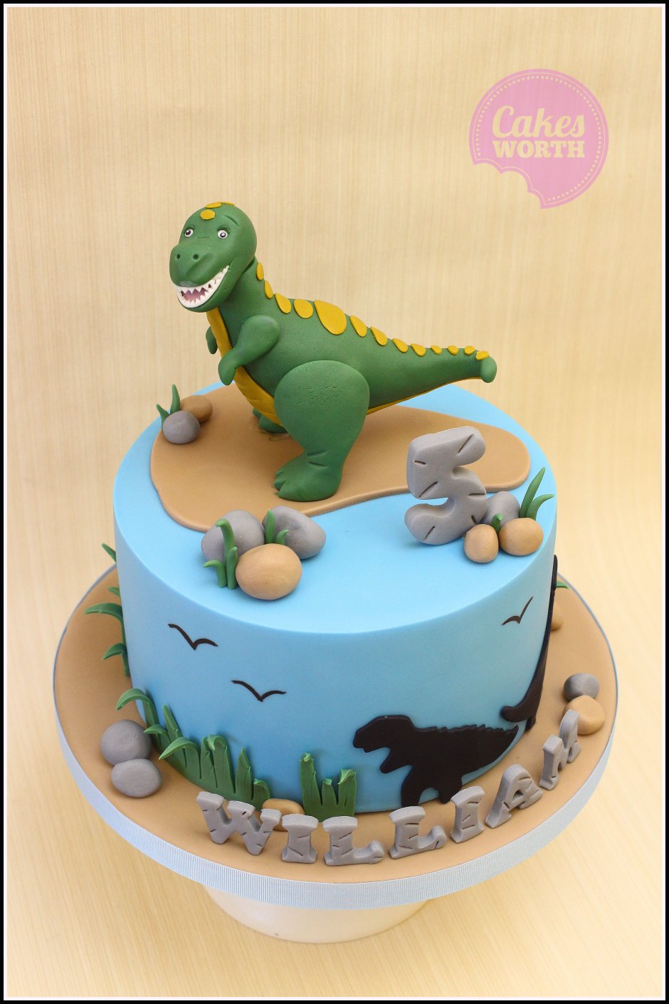 Торт динозавры для мальчика без мастики