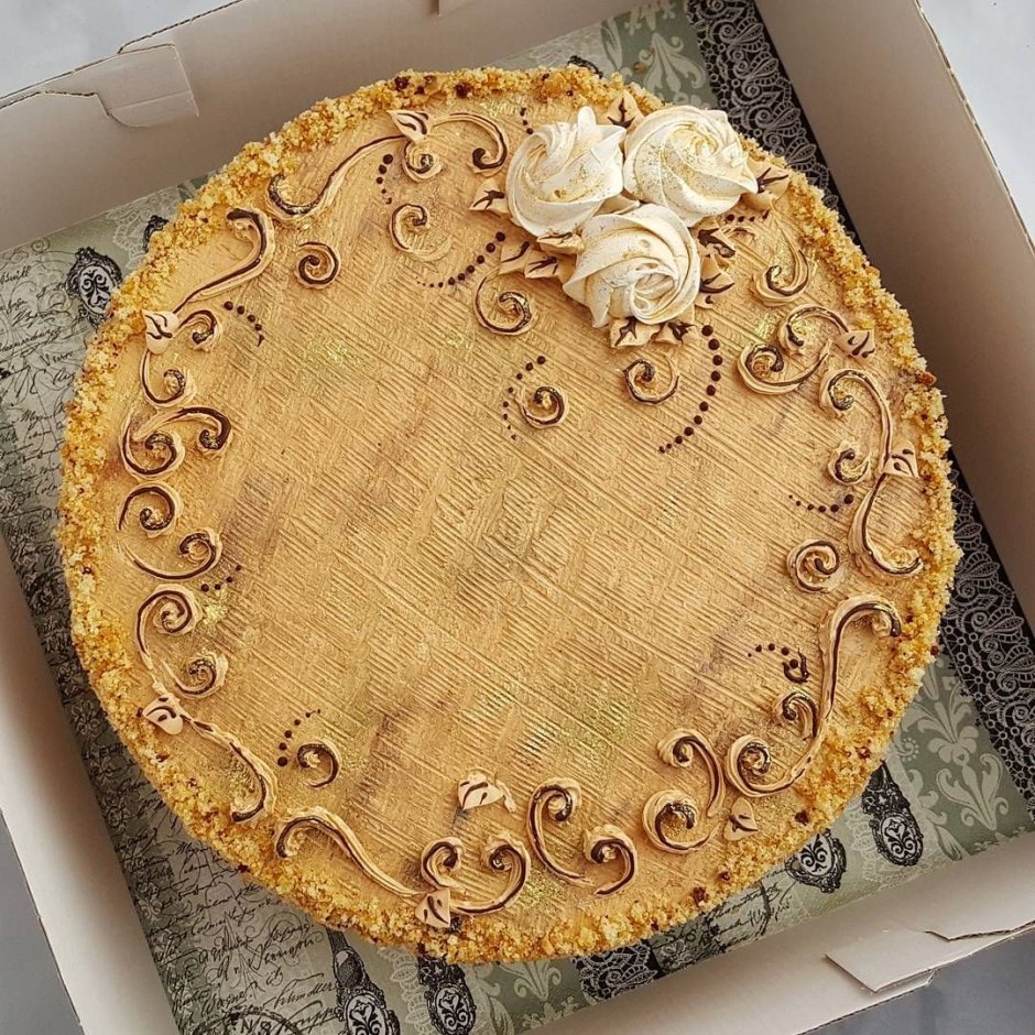 Медовый торт с конфи