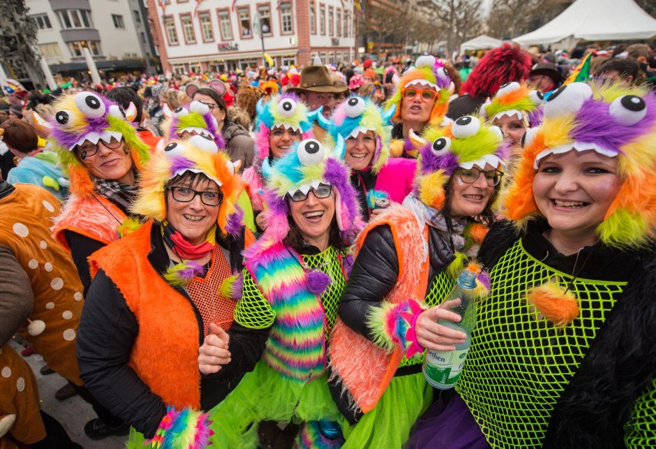 Масленичный карнавал (Fasching, Karneval, Fastnacht) ghtptynbz