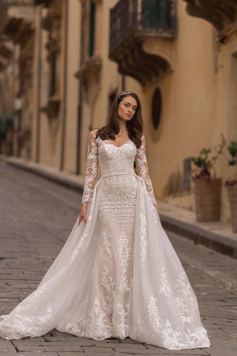 Lussano Bridal Bridginia 19047