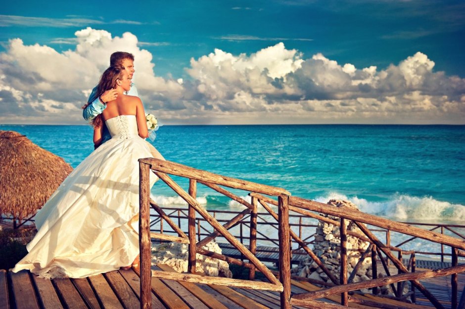 Невеста на побережье