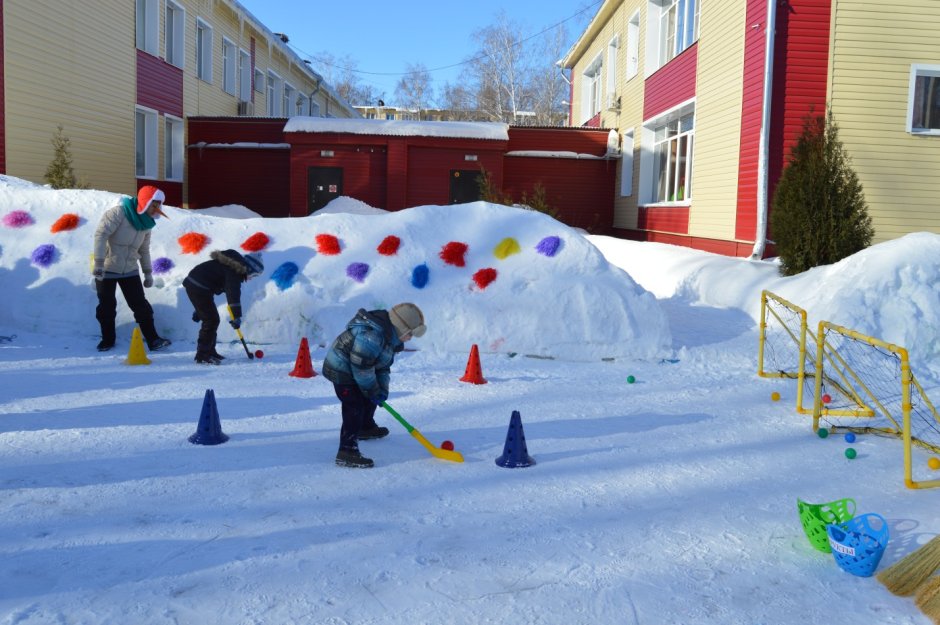 Зимняя Зарница в детском саду на улице