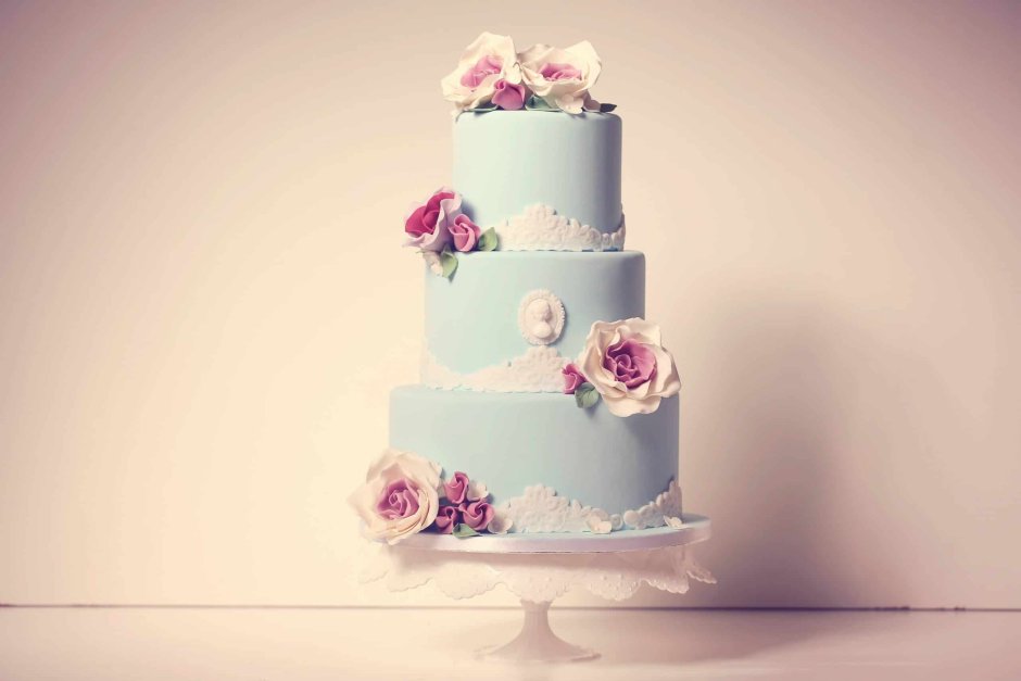 Свадебный торт бирюзового цвета