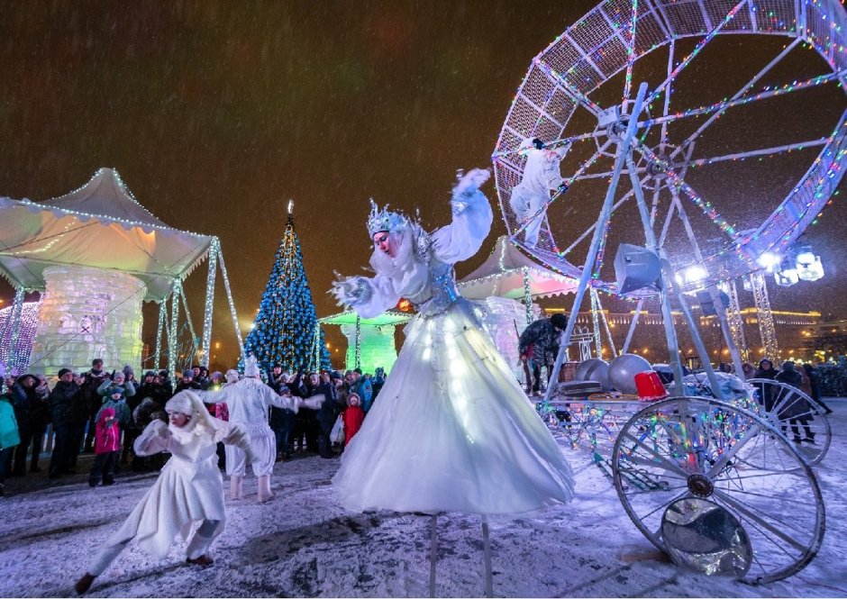 Новогодний фестиваль ледовая Москва на Поклонной горе