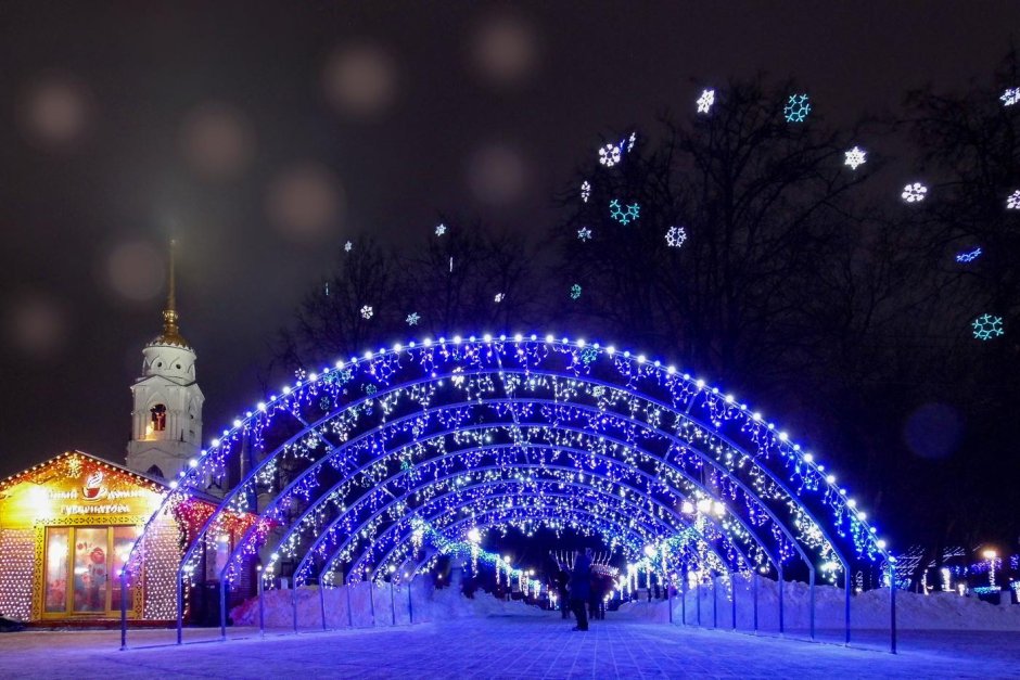 Фестиваль «путешествие в Рождество» на Манежной площади.