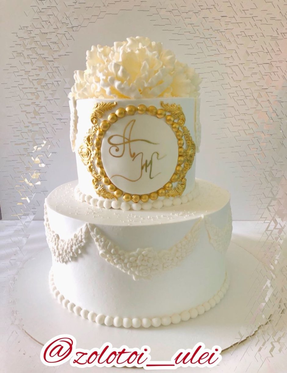 Декор торта на золотую свадьбу