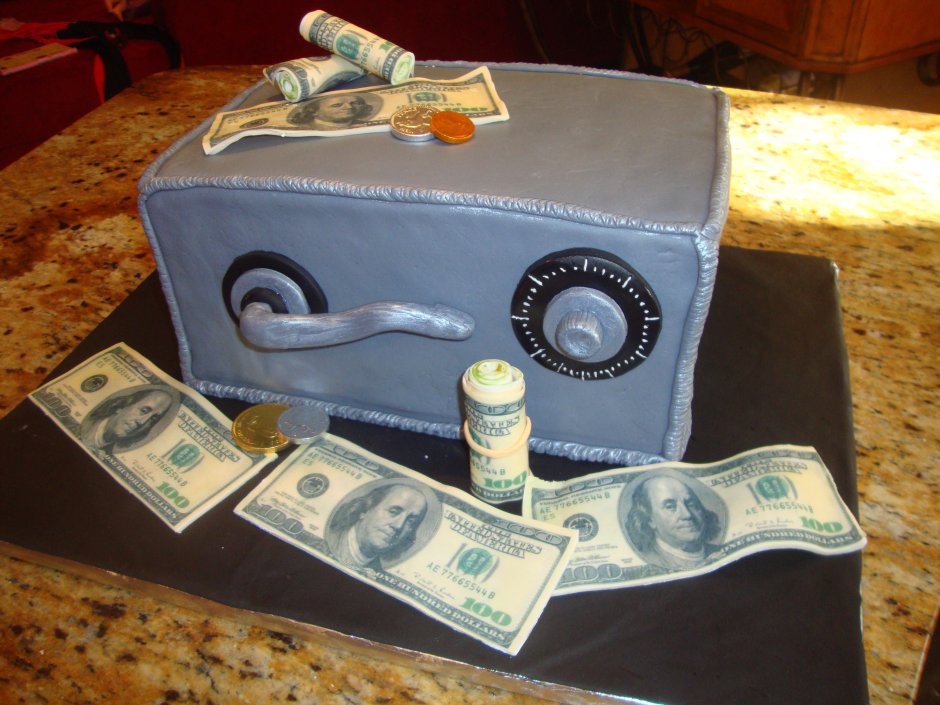 Необычный торт с деньгами
