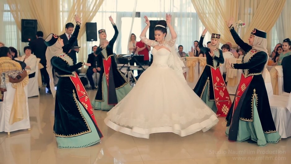 Узундара армянский танец невесты