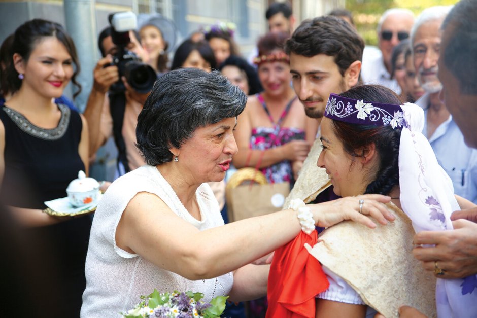 Сватовство невесты армянские традиции