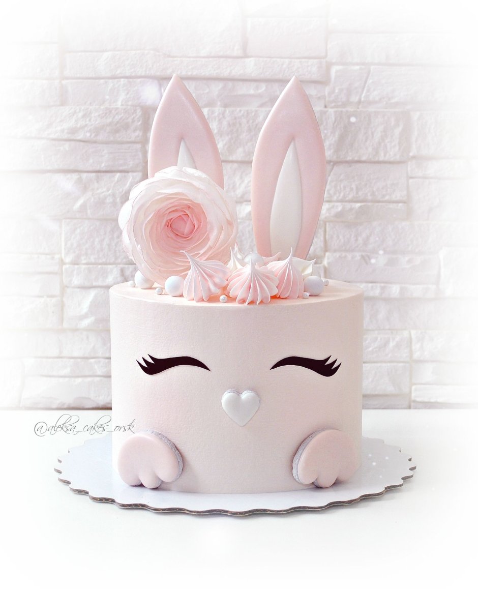 Торт кролик кремовый