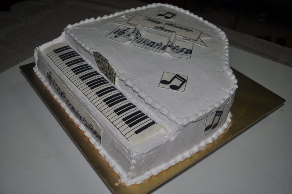 Торт с роялем фотопечать