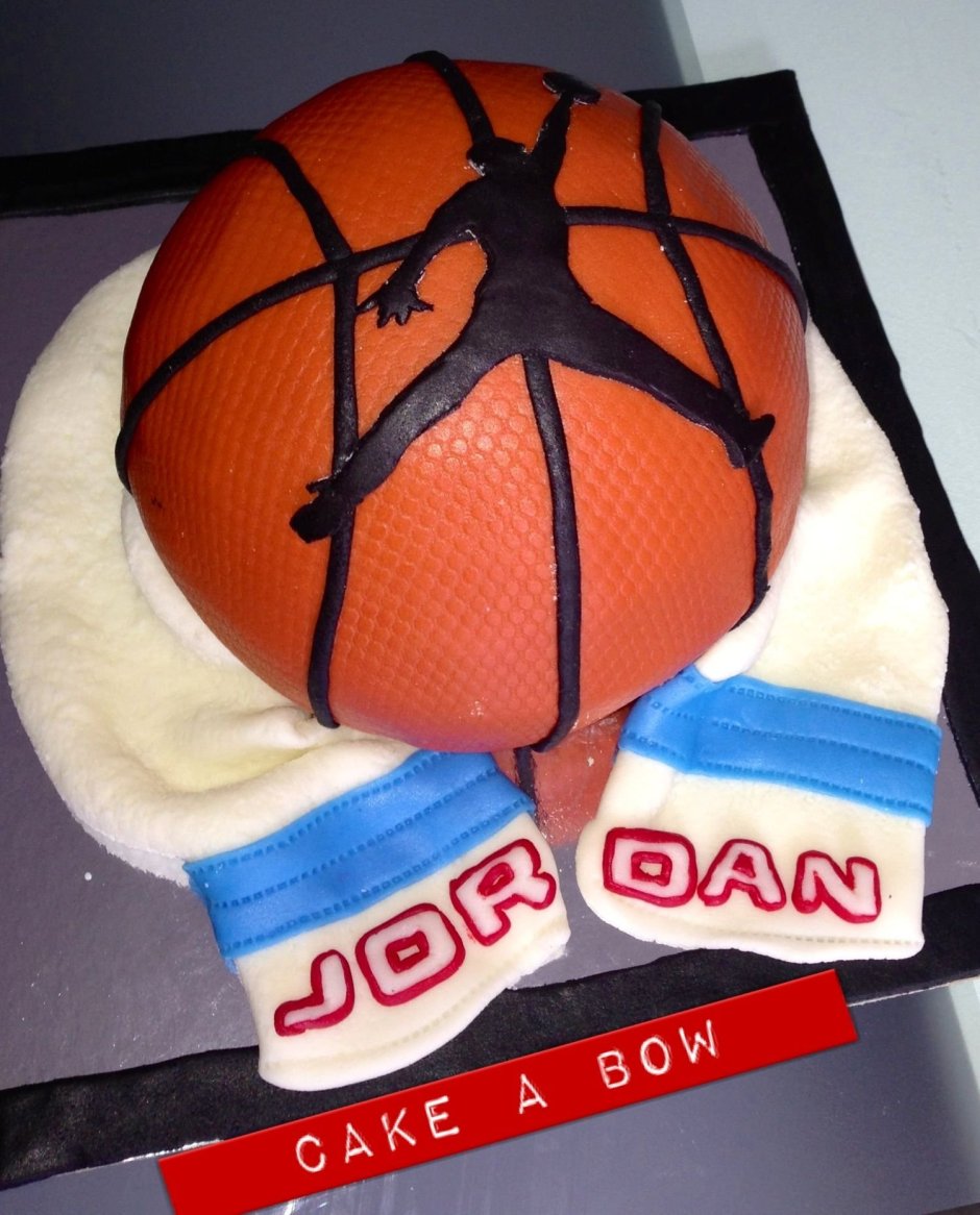 Тортик с баскетбольным мячом