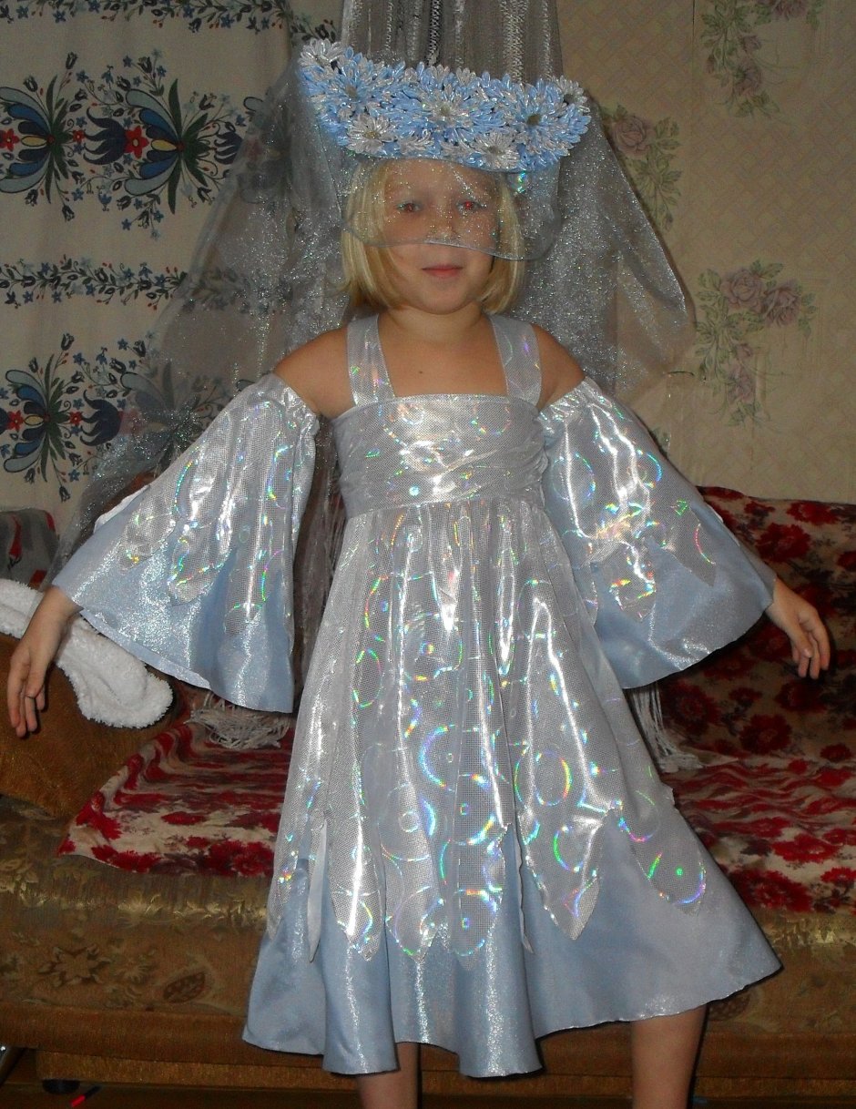 Новогодний костюм Льдинка для девочек