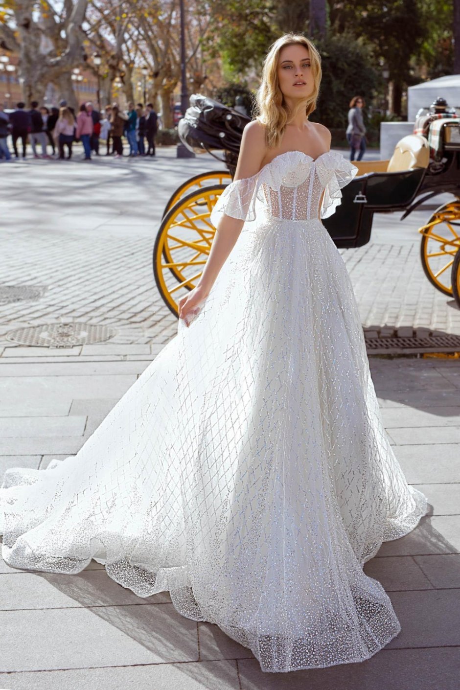 Платье на свадьбу 2021