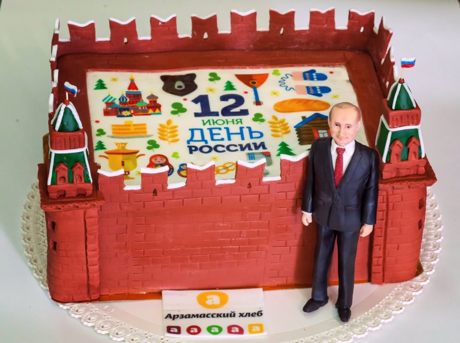 Торт с Путиным