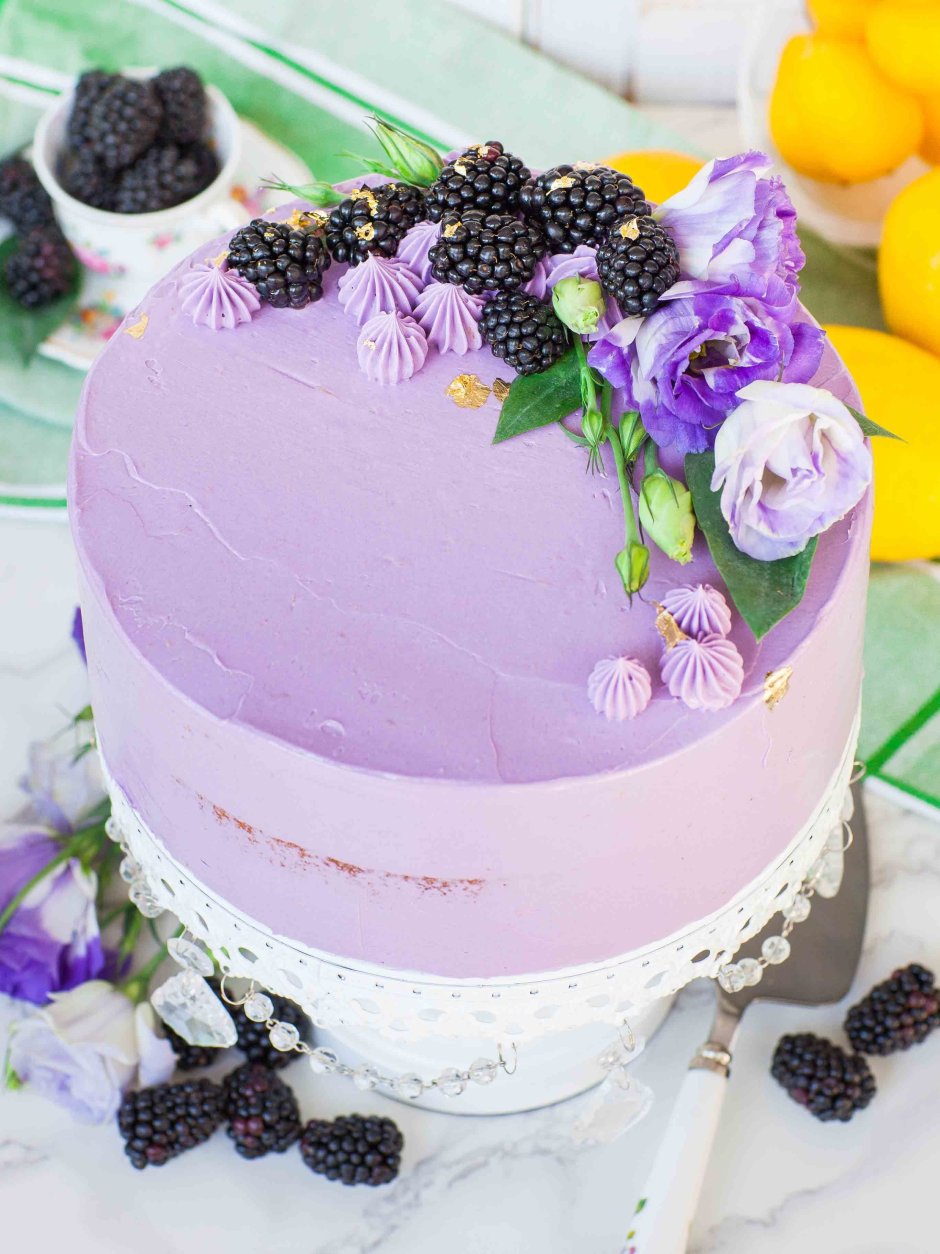 Торт оригинальный фиолетовый