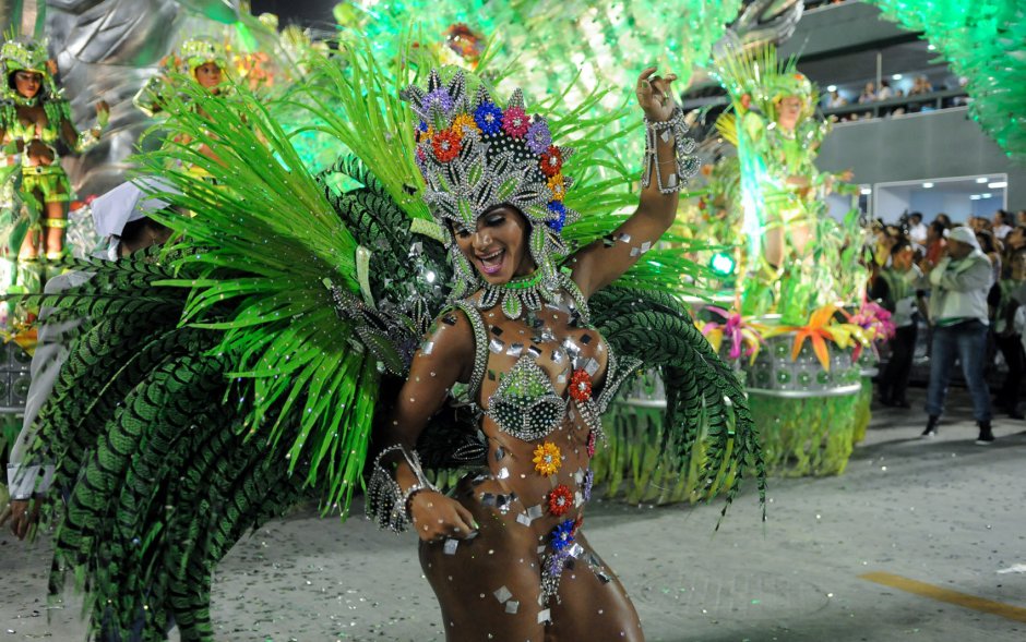 Линда Конде на карнавале в Рио