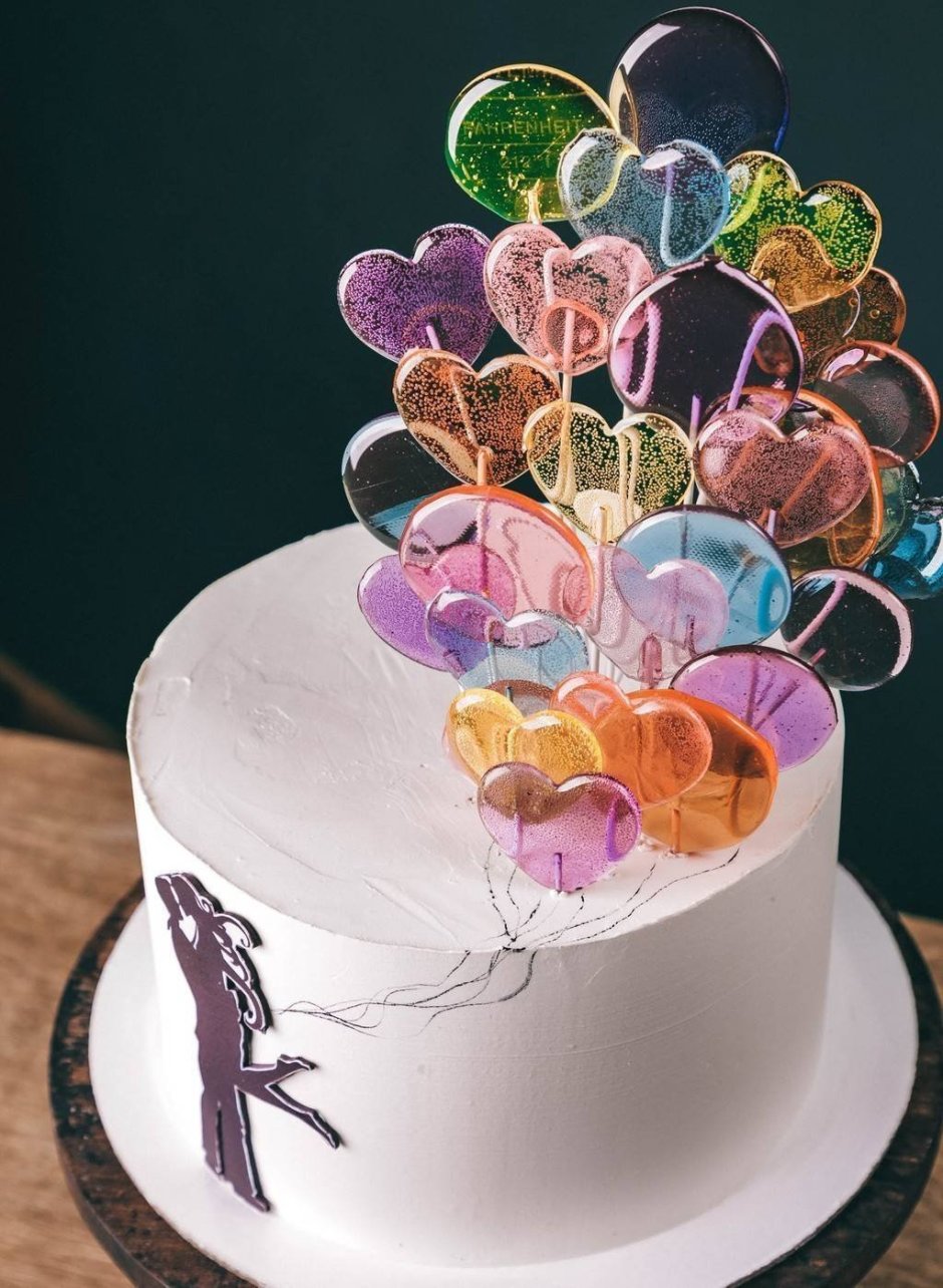 Торт с воздушными шарами