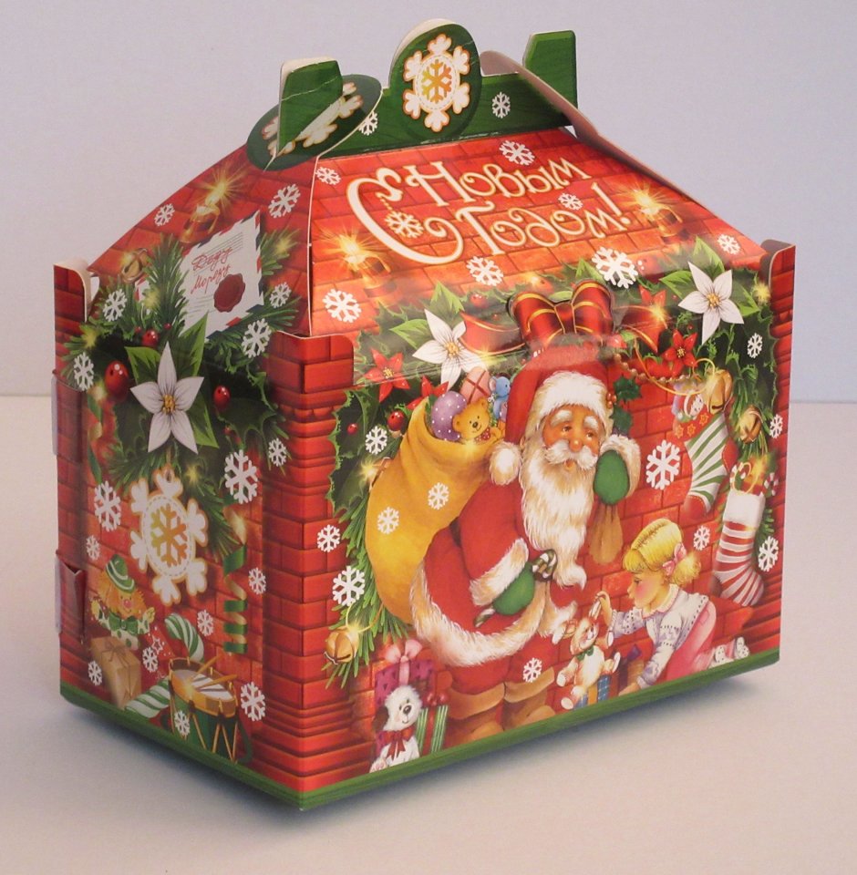 Картонная коробка на новый год для конфет