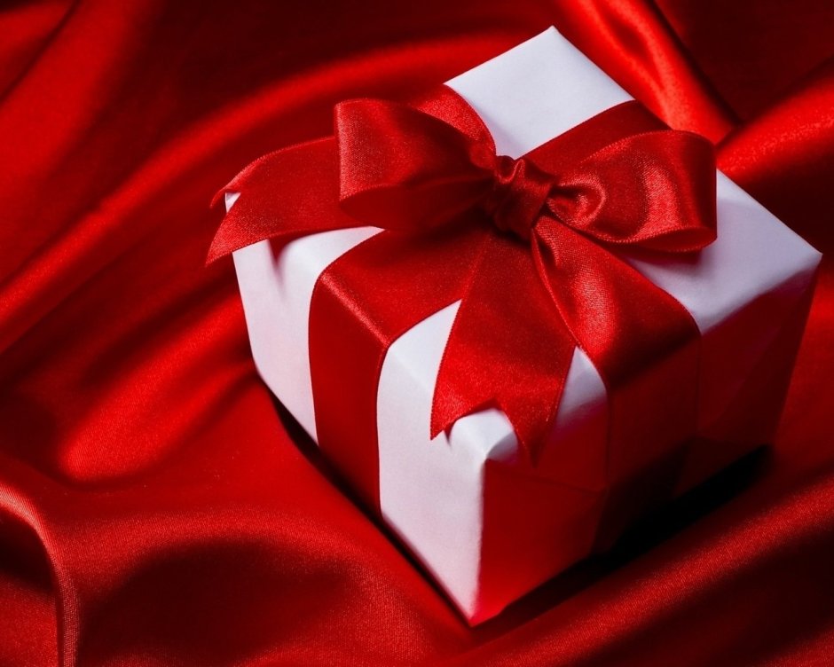 Красный подарок