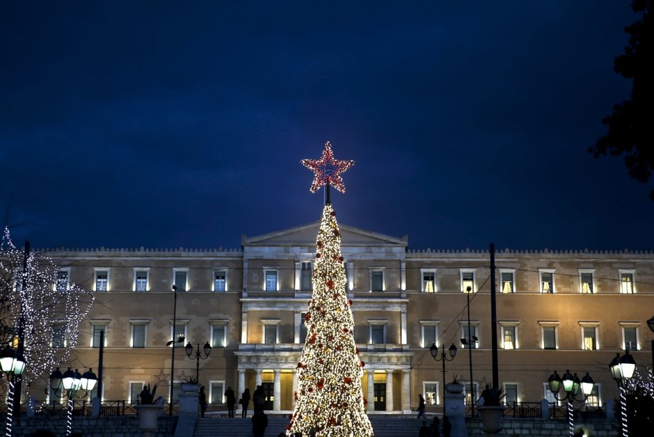Площадь Синтагма Греция новый год