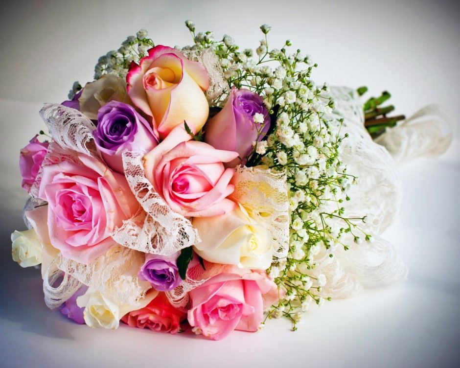 Букет цветов красивый свадебный