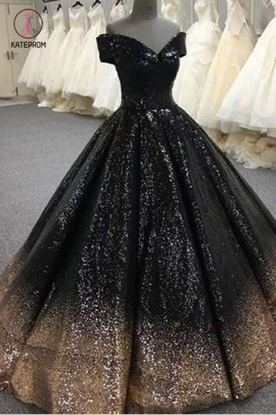 Черноесвадеьное платье