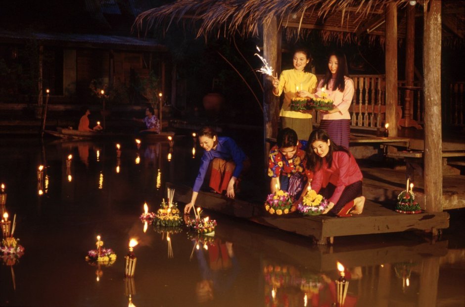 Праздник Лои Кратонг в Таиланде