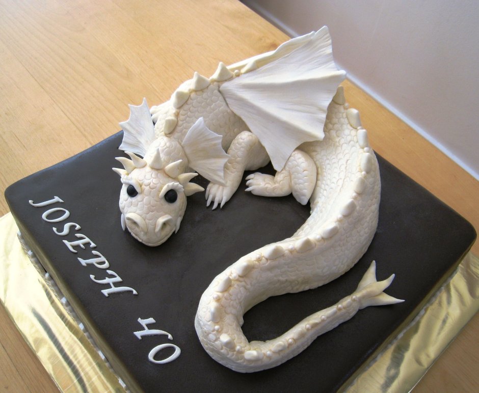 Тортик с драконом