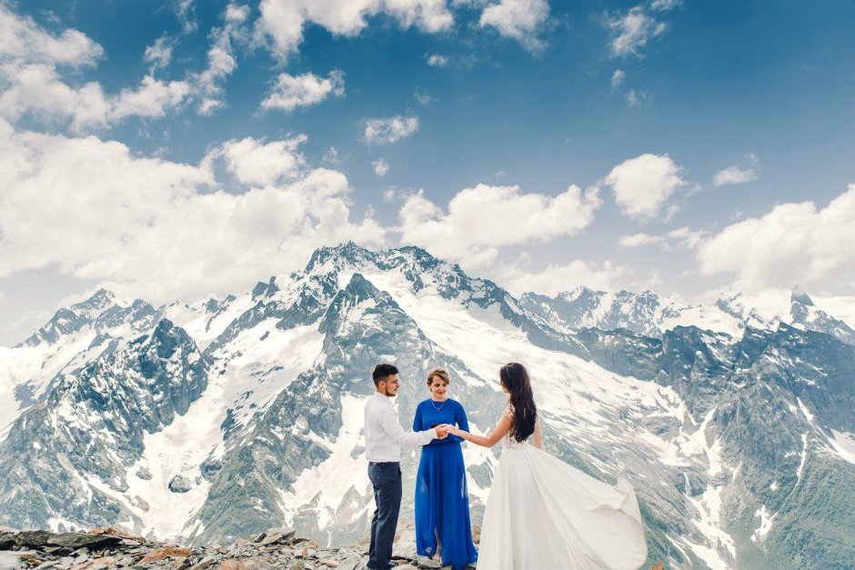 Красивая свадьба в горах