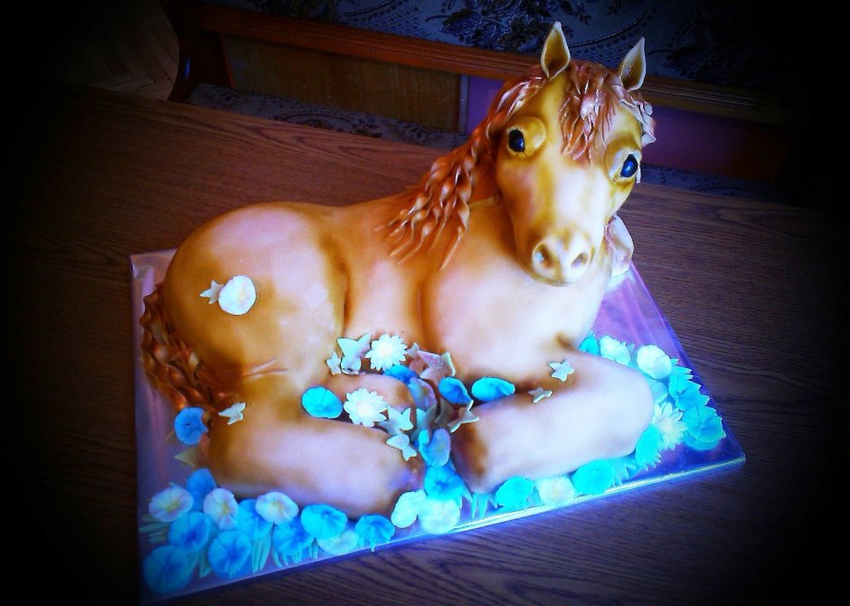 Прямоугольный торт с лошадями
